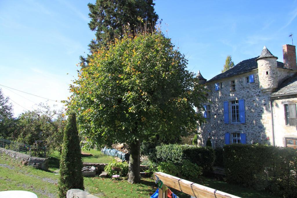 Gite La Parenthese Saint-Hostien Exterior photo